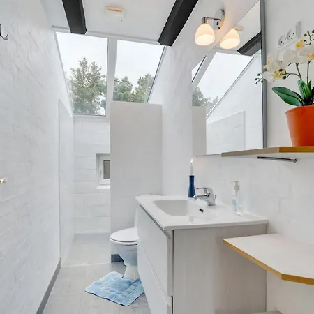 Swening - 2-1km From The Sea By Interhome *