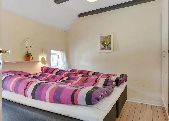 Swening - 2-1km From The Sea By Interhome Feriehus *