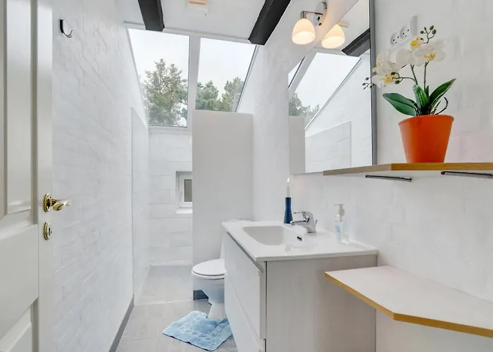 Swening - 2-1km From The Sea By Interhome *